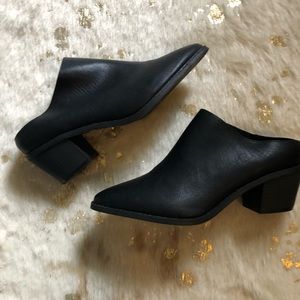 Slip-on Mules/Shooties